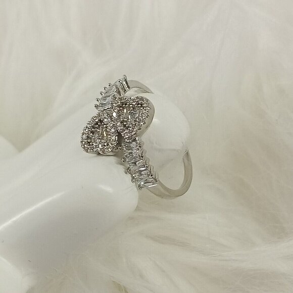 Fashion Jewelry Women's Ring Size 10 Heart Shape Crystal Stainless Steel - Picture 6 of 8